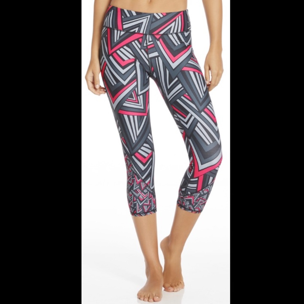 Fabletics Tuberose Cropped Leggings